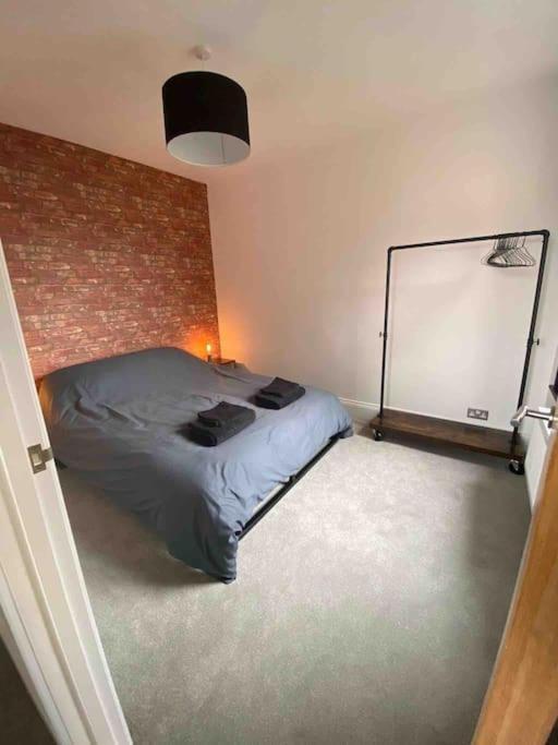 Апартаменты 1 Bed Flat With Parking Near Town Centre Эмсворт Экстерьер фото